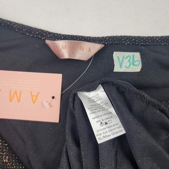 NWT Amana front knot gold sparkle top Size XL - Picture 4 of 4